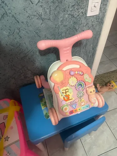 Andador educativo musical menina