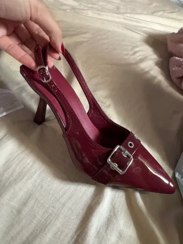 Scarpin vermelho