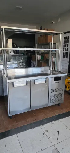 Bancada refrigerada fastinox