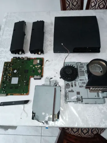 Peças do PS3 Slim