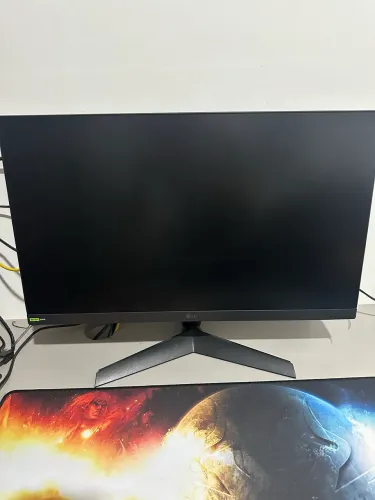 Monitor gamer LG ultragear 27p 180hz