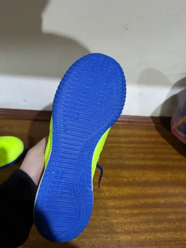 Chuteira adidas futsal