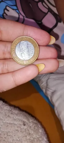 Vendendo mueda de coleciona