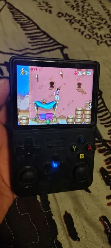 game portátil com mais de 5 mil jogos