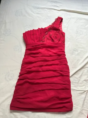 Vestido 2 em 1 (curto e longo) de festa, apenas com 1 zíper