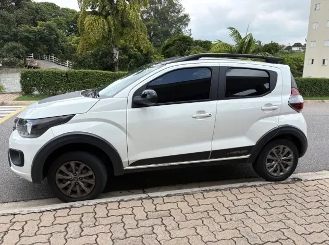 Fiat Mobi Trekking 1.0 Flex 5P 2021