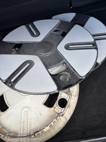 Calota original Geely