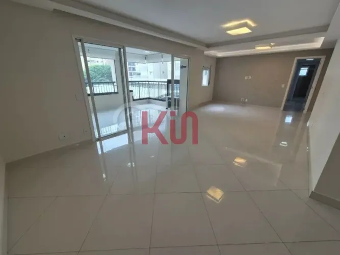 Apartamento para locação de alto padrão na Chácara Inglesa, São Paulo-SP: 3 quartos, 1 suí