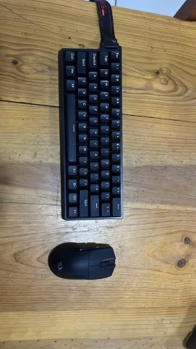 Teclado e Mouse competitivos
