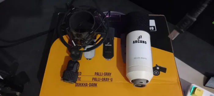 Microfone Arcano C/ Braço Articulado