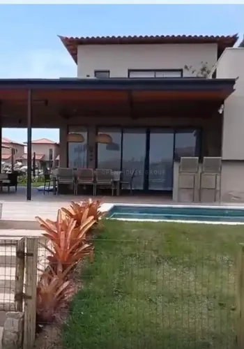 A Open vende em Búzios no ARETE, casa no TORIBA, no canal, mobiliada, venha ter o prazer d