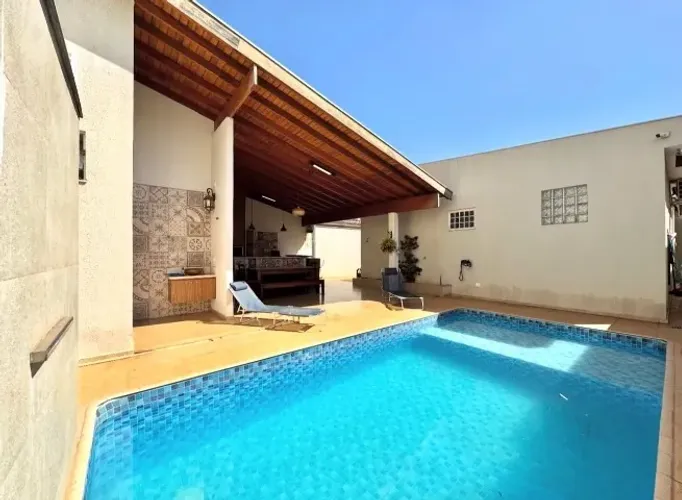 NAZARÉ | CASA MOBILIADA C/ PISCINA - PRONTA P/ MORAR - FINANCIA!