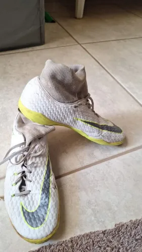 Chuteiras Nike original (2 pares juntos)