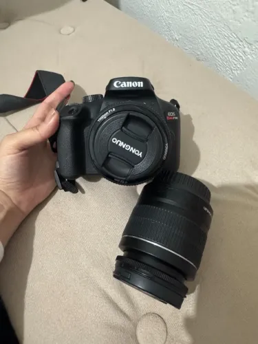 Canon T100
