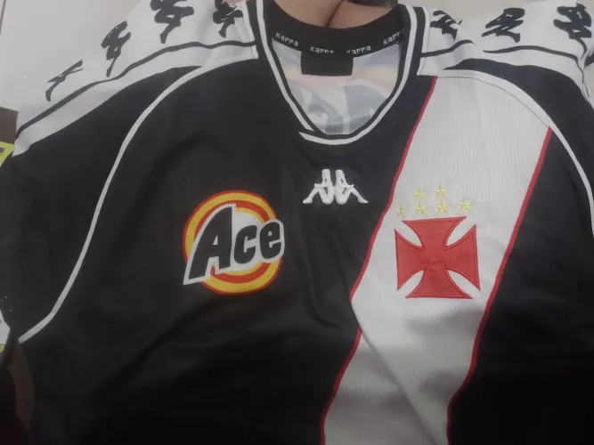 Camisa Vasco anos 2000