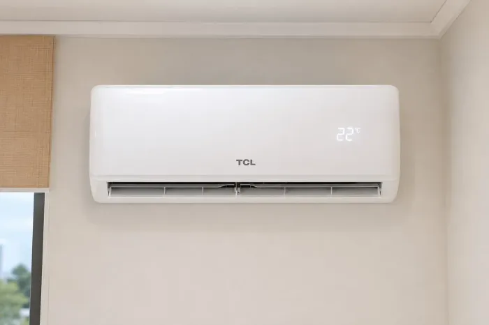 AR CONDICIONADO TOSHIBA TCL 18000 BTUs inverter