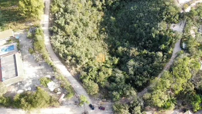 Terreno à Venda no Paraíso das Taquaras, Esmeraldas - Oportunidade Imperdível!