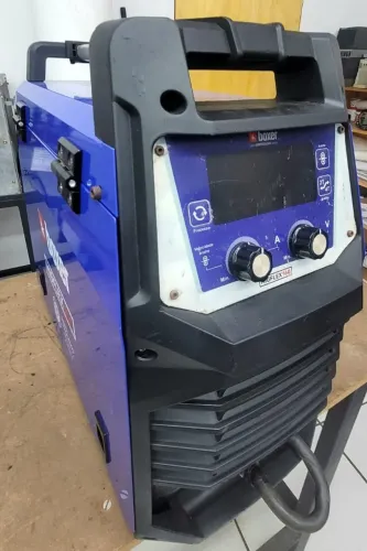 Máquina de solda