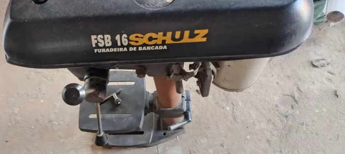 Furadeira de bancada
