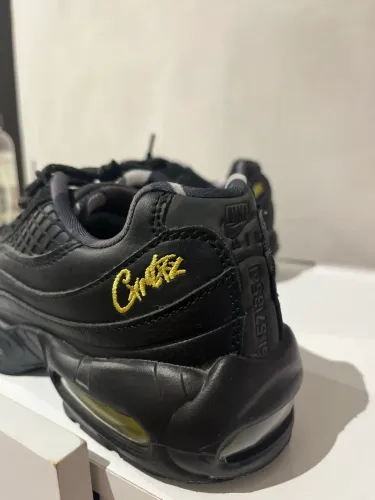 Tenis Airmax 95 Corteiz - Honey bee