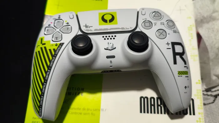 Dualsense edição especial Marathon PS5