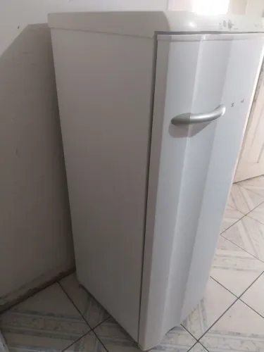 Vende-se geladeira Electrolux 