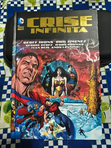 Crise Infinita Capa Dura DC Comics