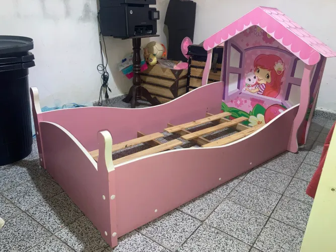 Cama infantil personagem da MORANGUINHO