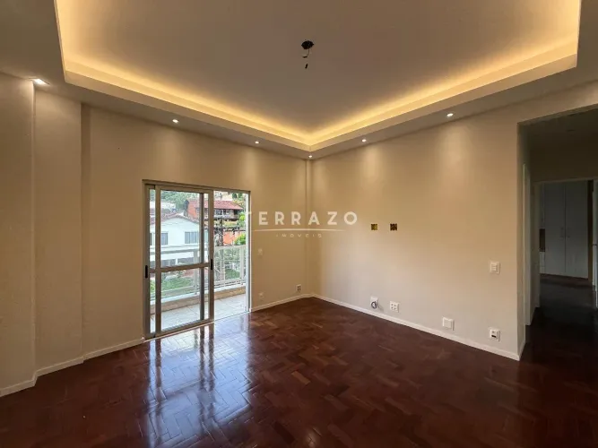 Apartamento à venda, 2 quartos, 1 suíte, 2 vagas, Alto - Teresópolis/RJ