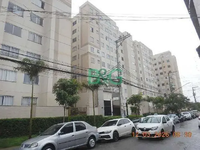 Apartamento com 2 dormitórios à venda, 41 m² por R$ 150.014,60 - Parada XV de Novembro - S
