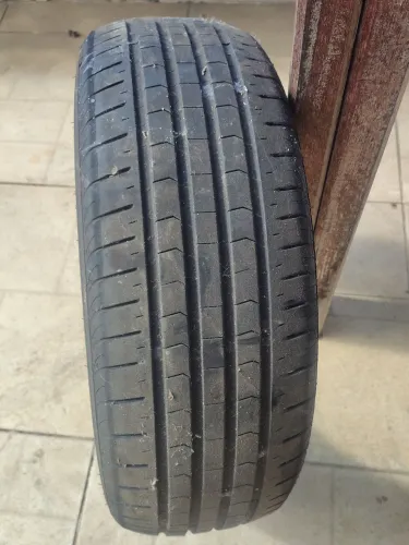 Pneu semi novo barato