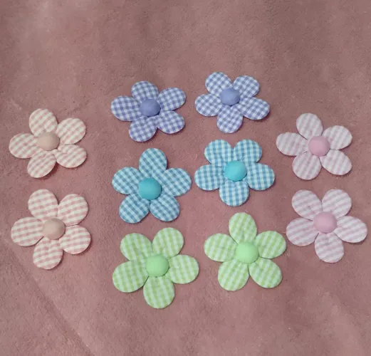 Apliques 10 florzinhas sortidas 5cm tecido acolchoado