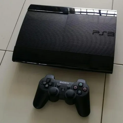 PS3 Slim - Original, nunca desbloqueado