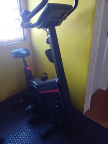 Bicicleta Ergométrica Profissional Movement LX 120