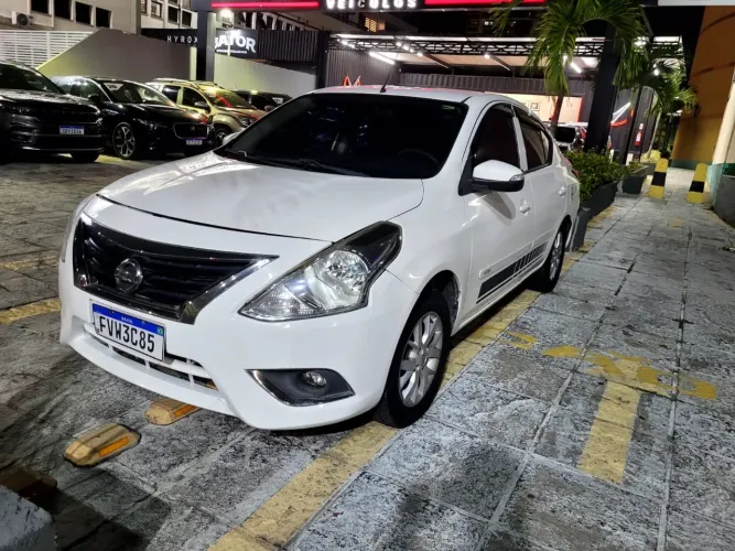 Nissan Versa S 1.0 12V Flexstart 4P Mec. 2018