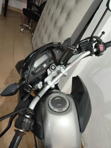 Vendo minha moto . Avista 