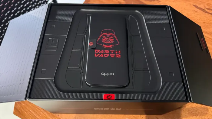 Celular Oppo Reno f14 star wars