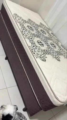 Vendo cama de solteiro