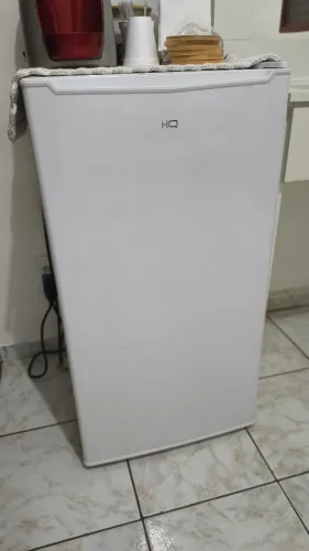 Frigobar hq 93 litros 220v