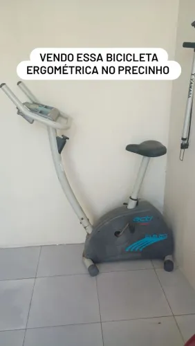BICICLETA ERGOMÉTRICA EM ÓTIMO ESTADO E ÓTIMA QUALIDADE APENAS 350 REAIS.REAIS