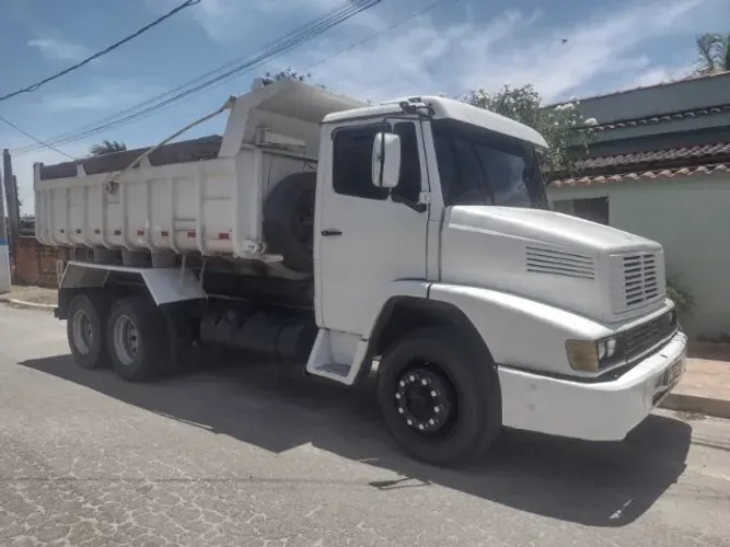 Mercedes-Benz 1618 L, ano 1993