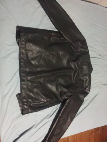 Jaqueta de couro masculina GG usada uma única vez