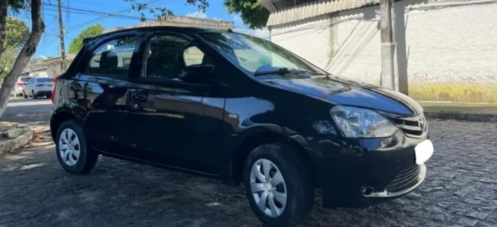 Toyota Etios X 1.3 Flex 16V 5P Mec. 2016