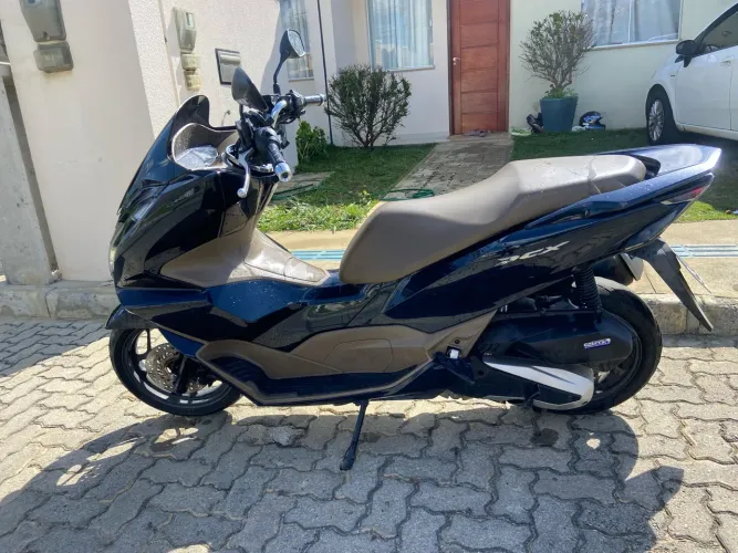Honda PCX 160 DLX 2025
