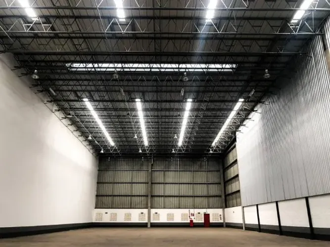 Excelentes opcoes de galpoes em condominio. veja