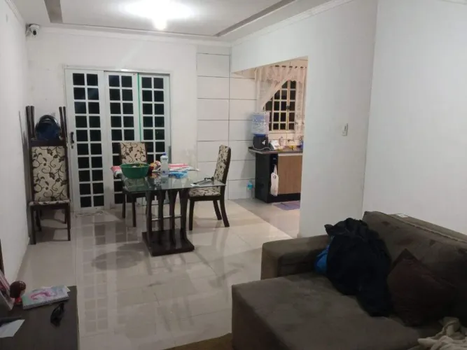 Sobrado à venda em Santo André (Jardim do Mirante) | 3 quartos, 1 suíte, 2 vagas