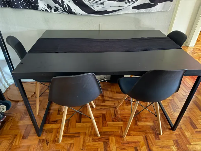 Mesa de jantar industrial preta + 1 cadeira