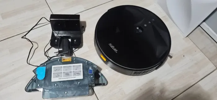 Robô Aspirador kabum Smart 500 preto Bivolt usado