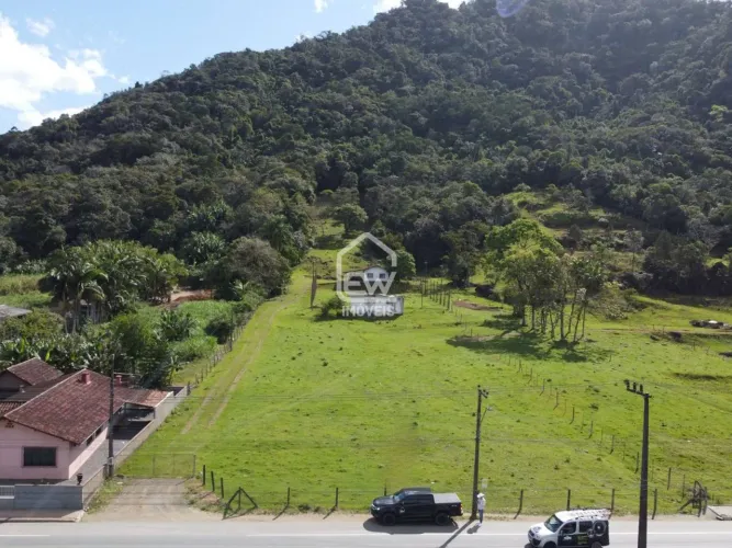 Terreno Comercial e Industrial no Bairro Vieira em Jaraguá do Sul, SC
