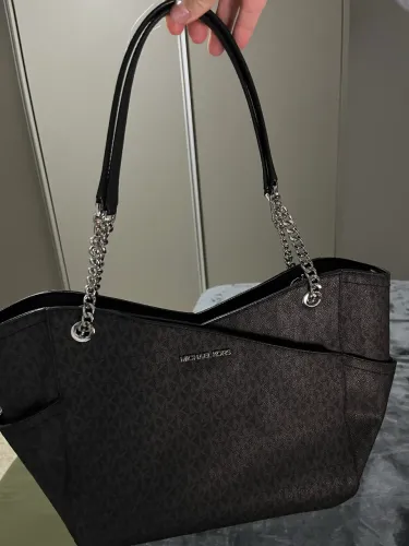 Vendo bolsa original da Michael Kors NOVA, divido em 3x através de link de pagto